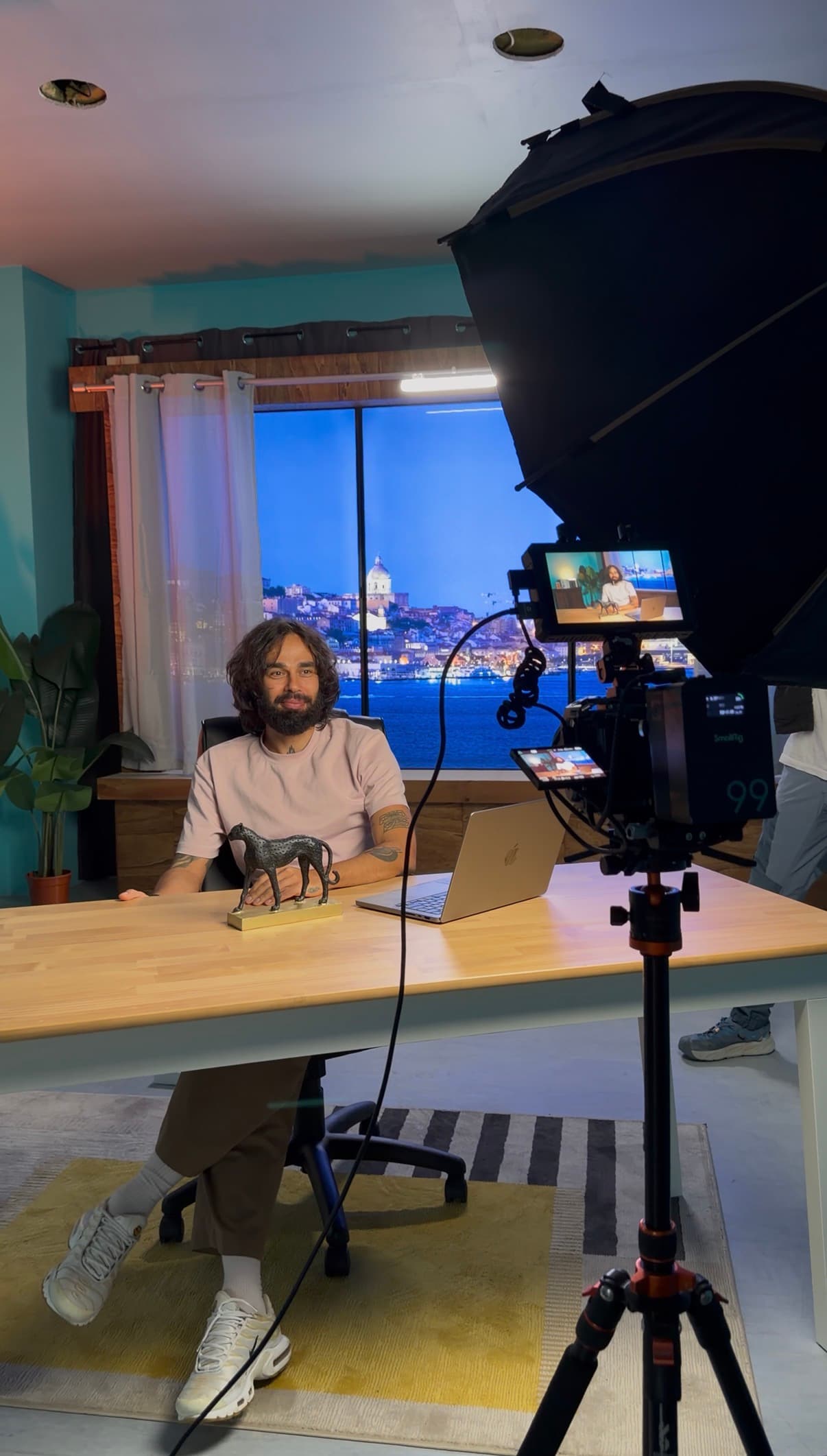 Behind the scenes - Professional video recording with softbox lighting and Lisbon waterfront on Infinite Digital Window
